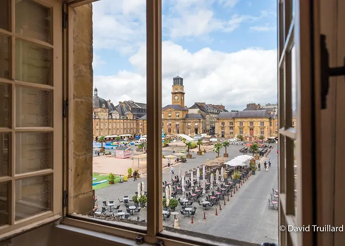 Suites Mana - Matahina Avec Vue Superbe Sur La Place Ducale Et Parking Prive Inclus